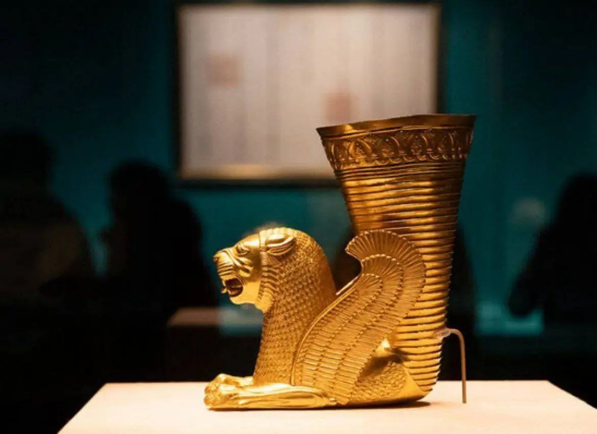 The Dual Identity: Ancient and Islamic Eras